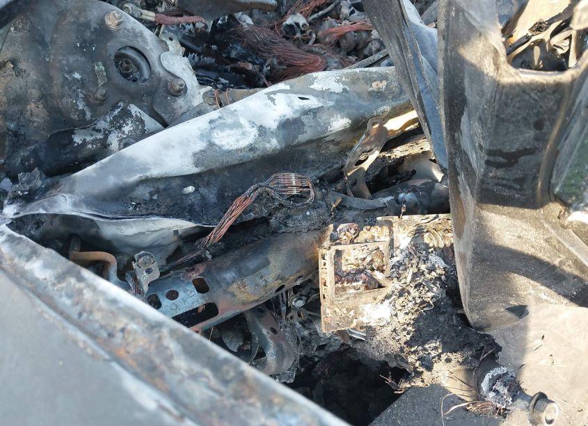 Photo 7 of 2014 Mazda Mazda3 I SV (VIN JM1BM1T72E1190803)