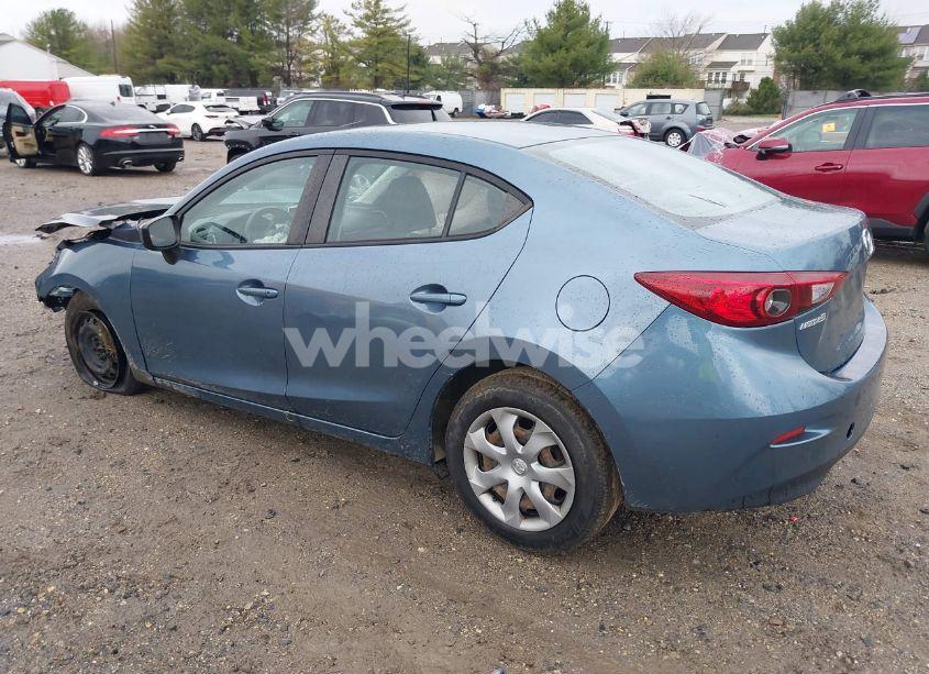 Photo 3 of 2016 Mazda Mazda3 I SPORT (VIN JM1BM1T72G1291438)
