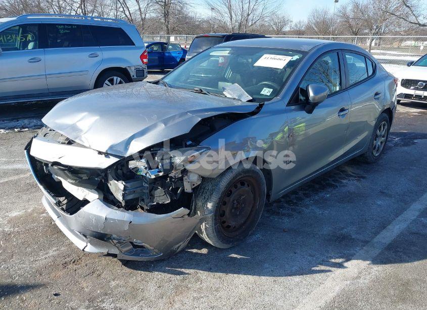 Photo 2 of 2016 Mazda Mazda3 I SPORT (VIN JM1BM1T72G1346261)