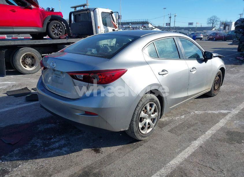 Photo 4 of 2016 Mazda Mazda3 I SPORT (VIN JM1BM1T72G1346261)