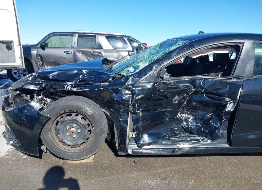 Photo 6 of 2016 Mazda Mazda3 I SPORT (VIN JM1BM1T73G1355552)