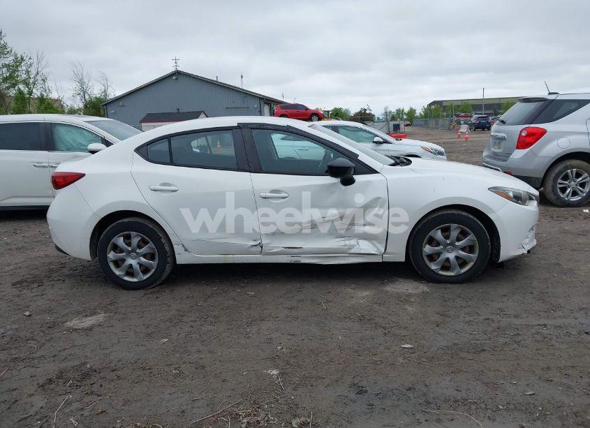 Photo 13 of 2014 Mazda Mazda3 I SV (VIN JM1BM1T74E1173503)