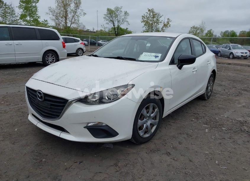 Photo 2 of 2014 Mazda Mazda3 I SV (VIN JM1BM1T74E1173503)