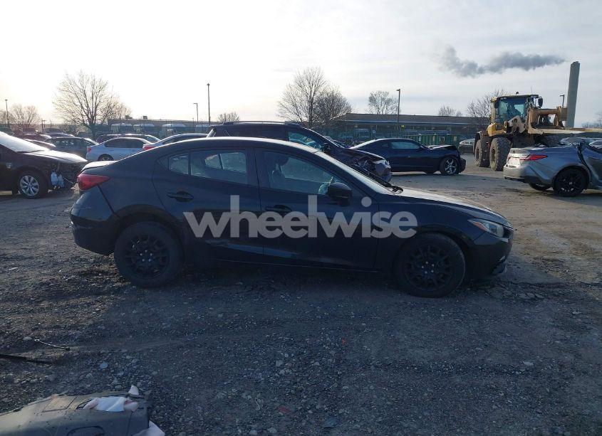 Photo 14 of 2015 Mazda Mazda3 I SV (VIN JM1BM1T74F1246158)