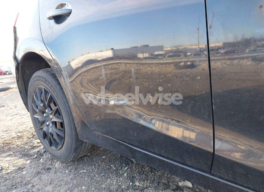 Photo 18 of 2015 Mazda Mazda3 I SV (VIN JM1BM1T74F1246158)