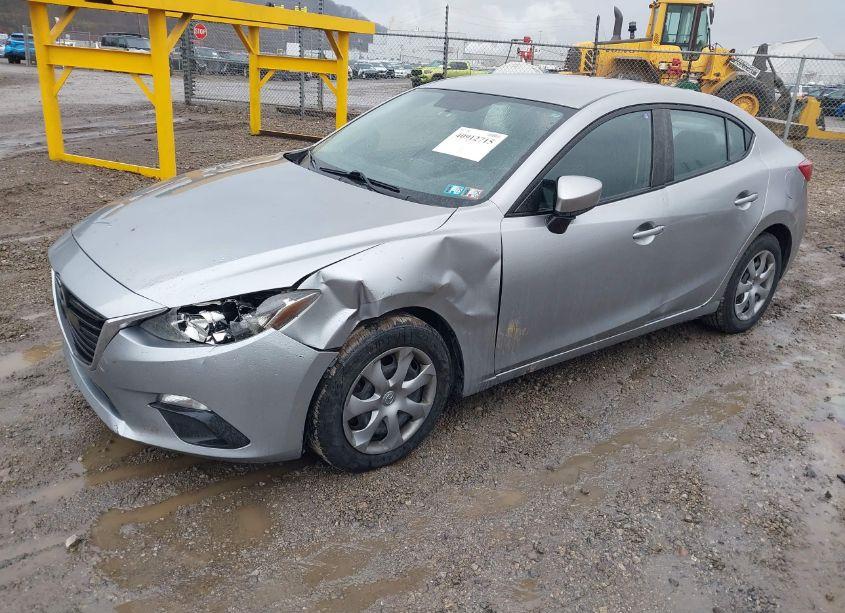 Photo 2 of 2016 Mazda Mazda3 I SPORT (VIN JM1BM1T74G1296236)