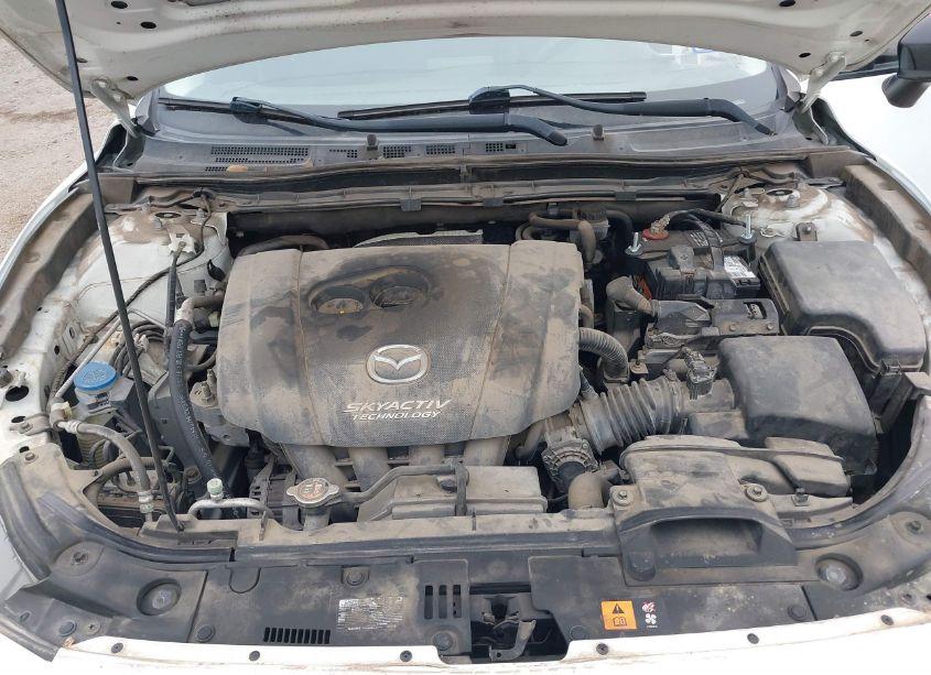 Photo 10 of 2014 Mazda Mazda3 I SV (VIN JM1BM1T76E1191498)