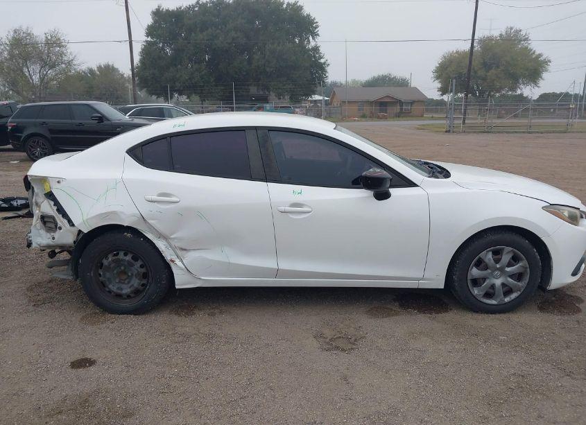 Photo 14 of 2014 Mazda Mazda3 I SV (VIN JM1BM1T76E1191498)