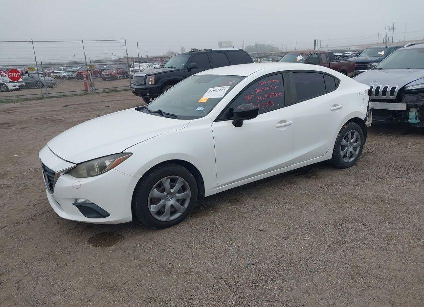 Photo 2 of 2014 Mazda Mazda3 I SV (VIN JM1BM1T76E1191498)