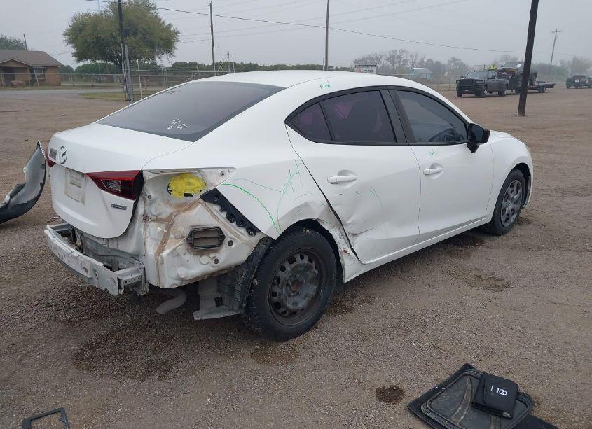 Photo 4 of 2014 Mazda Mazda3 I SV (VIN JM1BM1T76E1191498)