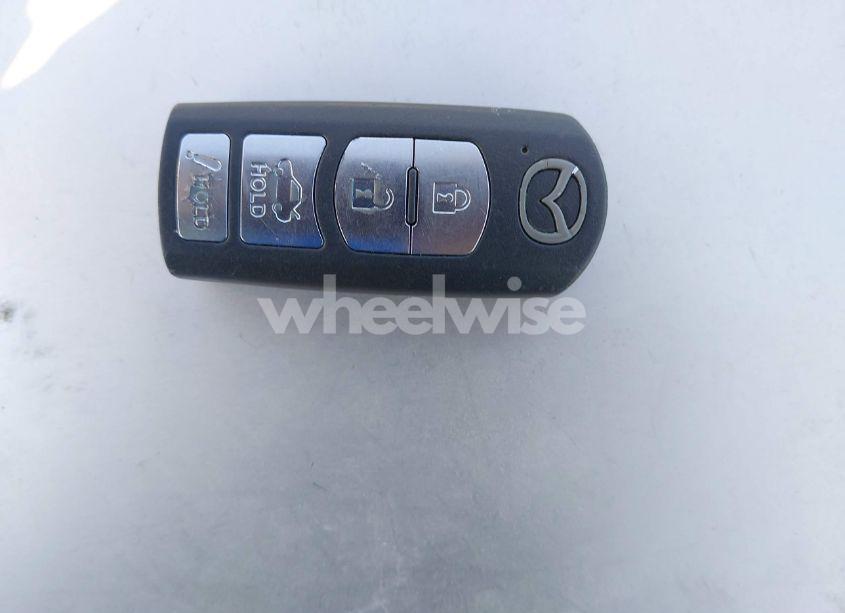 Photo 11 of 2015 Mazda Mazda3 I SV (VIN JM1BM1T76F1232083)