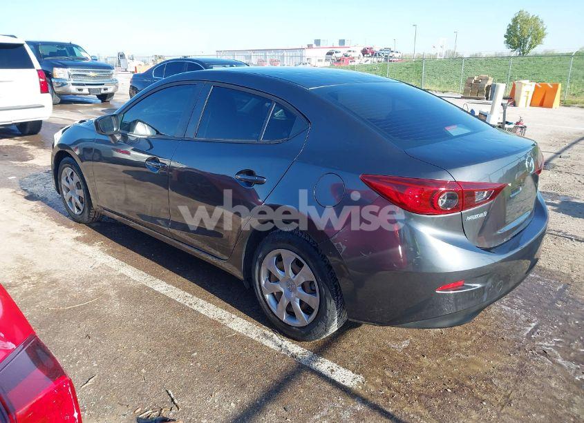 Photo 3 of 2015 Mazda Mazda3 I SV (VIN JM1BM1T76F1232083)