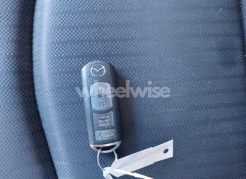 Photo 11 of 2016 Mazda Mazda3 I SPORT (VIN JM1BM1T78G1299933)