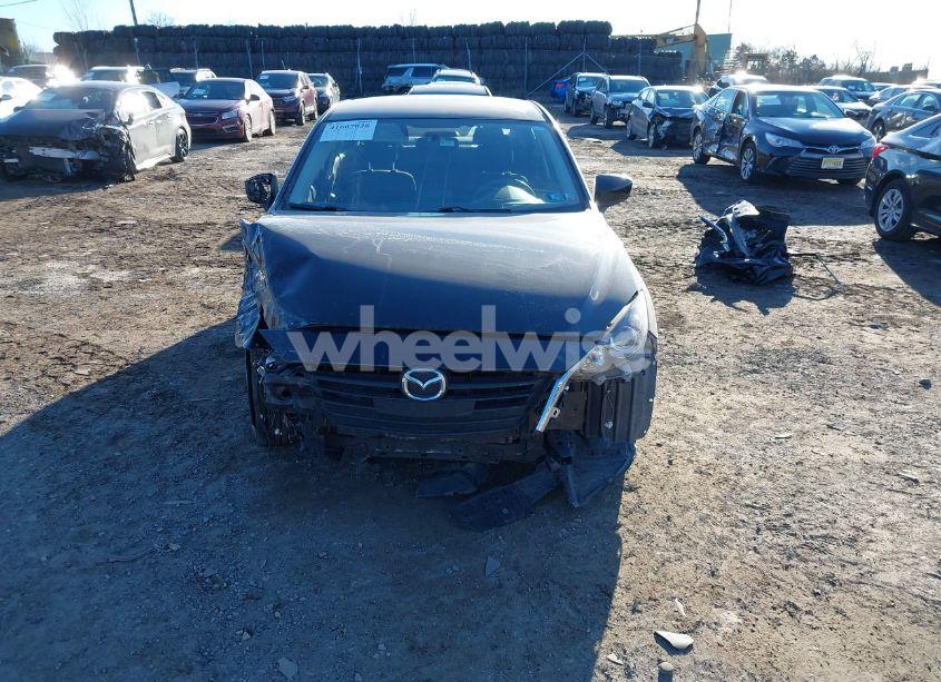 Photo 13 of 2016 Mazda Mazda3 I SPORT (VIN JM1BM1T78G1299933)