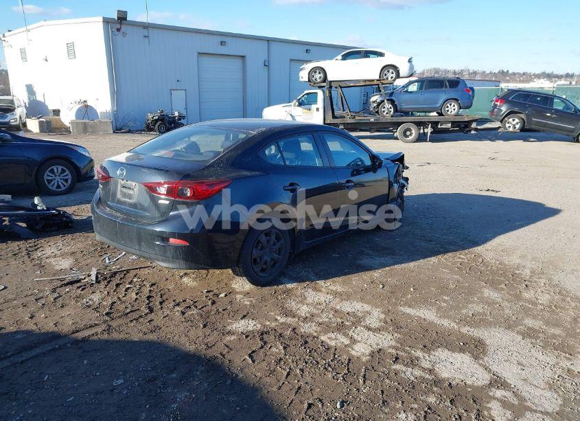 Photo 4 of 2016 Mazda Mazda3 I SPORT (VIN JM1BM1T78G1299933)