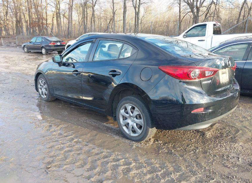 Photo 3 of 2016 Mazda Mazda3 I SPORT (VIN JM1BM1T78G1345437)