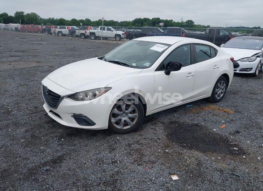 Photo 2 of 2014 Mazda Mazda3 I SV (VIN JM1BM1T79E1214451)