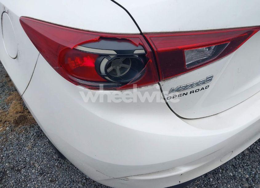 Photo 6 of 2014 Mazda Mazda3 I SV (VIN JM1BM1T79E1214451)