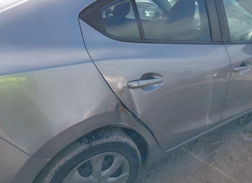 Photo 6 of 2015 Mazda Mazda3 I SV (VIN JM1BM1T79F1227248)