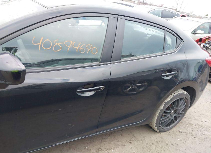 Photo 14 of 2015 Mazda Mazda3 I SV (VIN JM1BM1T79F1246267)