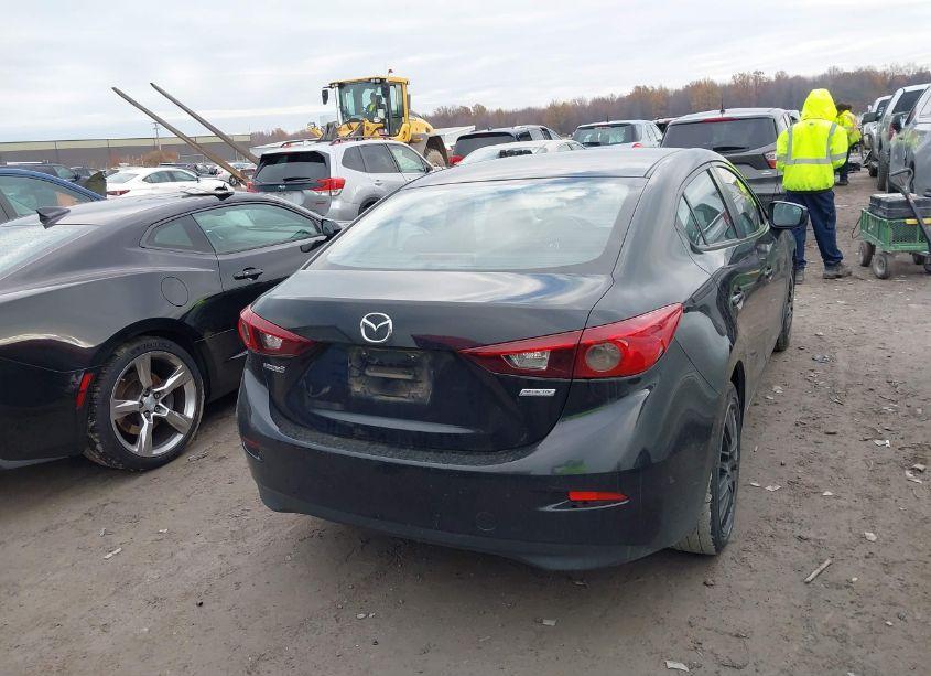 Photo 16 of 2015 Mazda Mazda3 I SV (VIN JM1BM1T79F1246267)