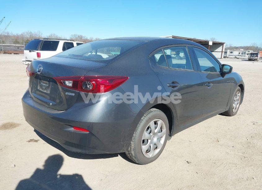 Photo 4 of 2014 Mazda Mazda3 I SPORT (VIN JM1BM1U70E1108632)