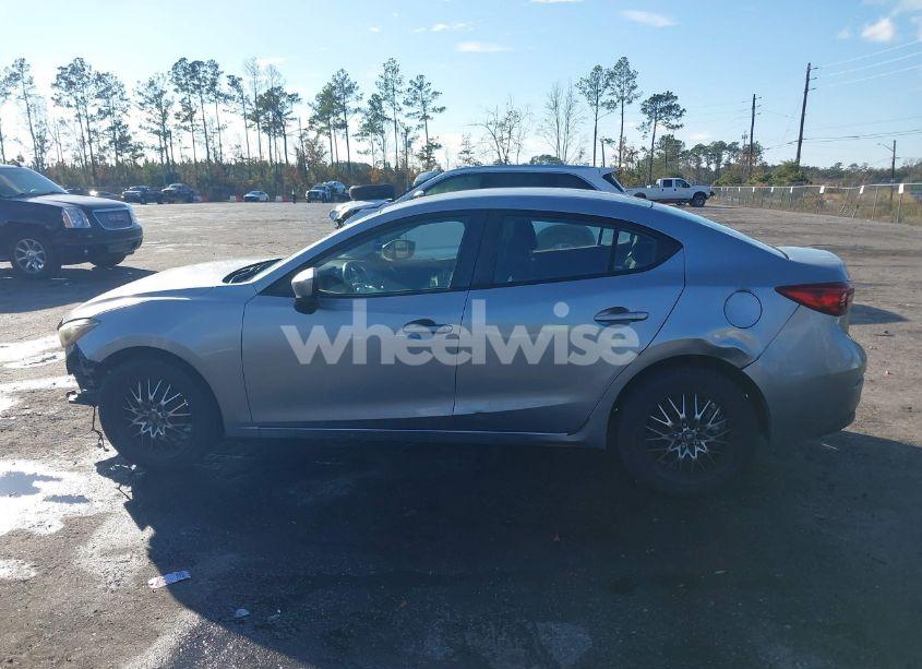 Photo 14 of 2014 Mazda Mazda3 I SPORT (VIN JM1BM1U70E1121798)