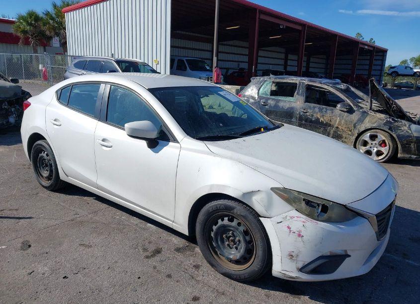 2014 Mazda Mazda3 I SPORT (VIN JM1BM1U70E1136222) main photo