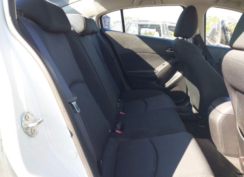 Photo 8 of 2014 Mazda Mazda3 I SPORT (VIN JM1BM1U70E1136222)