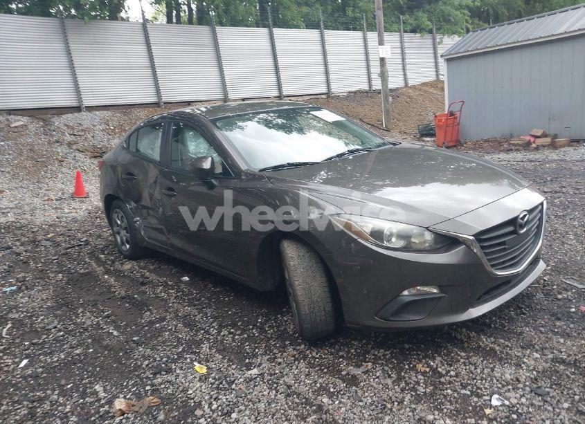 2014 Mazda Mazda3 I SPORT (VIN JM1BM1U70E1171827) main photo