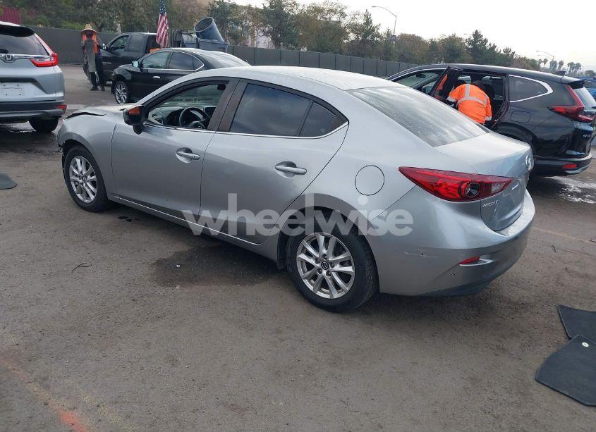 Photo 3 of 2016 Mazda Mazda3 I SPORT (VIN JM1BM1U70G1308638)