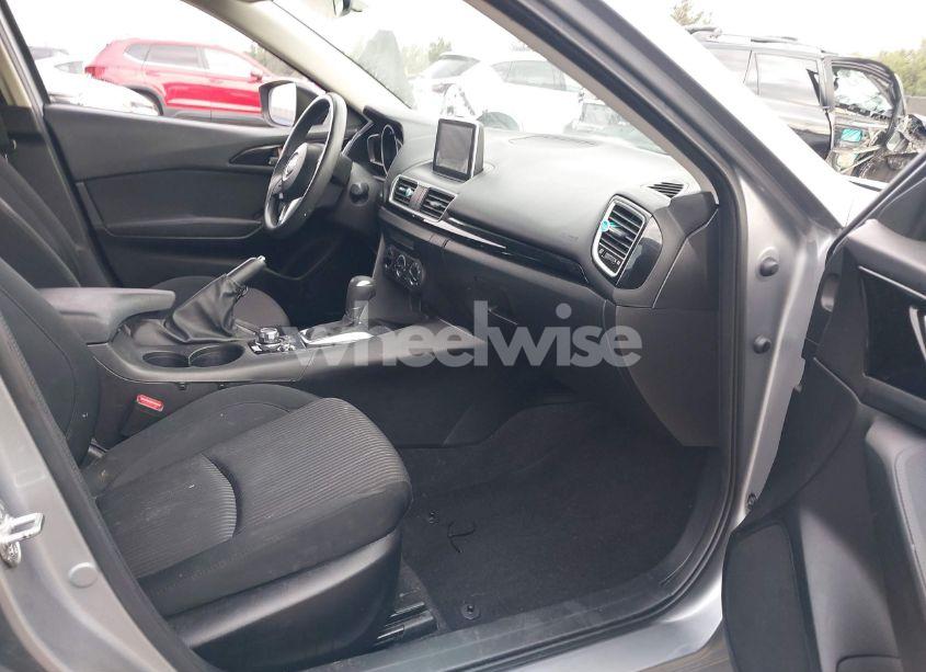 Photo 5 of 2016 Mazda Mazda3 I SPORT (VIN JM1BM1U70G1308638)