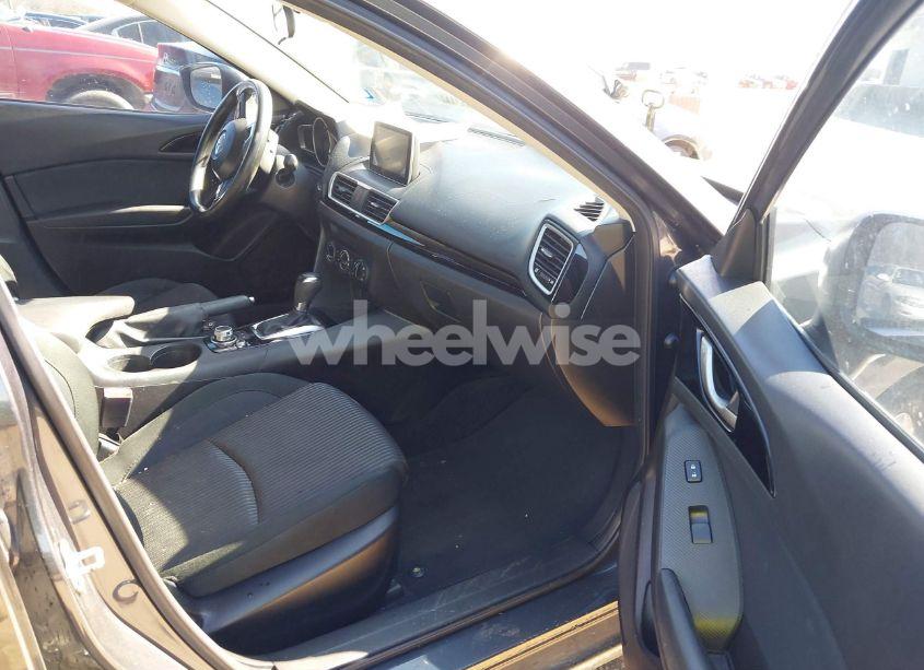 Photo 5 of 2016 Mazda Mazda3 I SPORT (VIN JM1BM1U70G1338383)