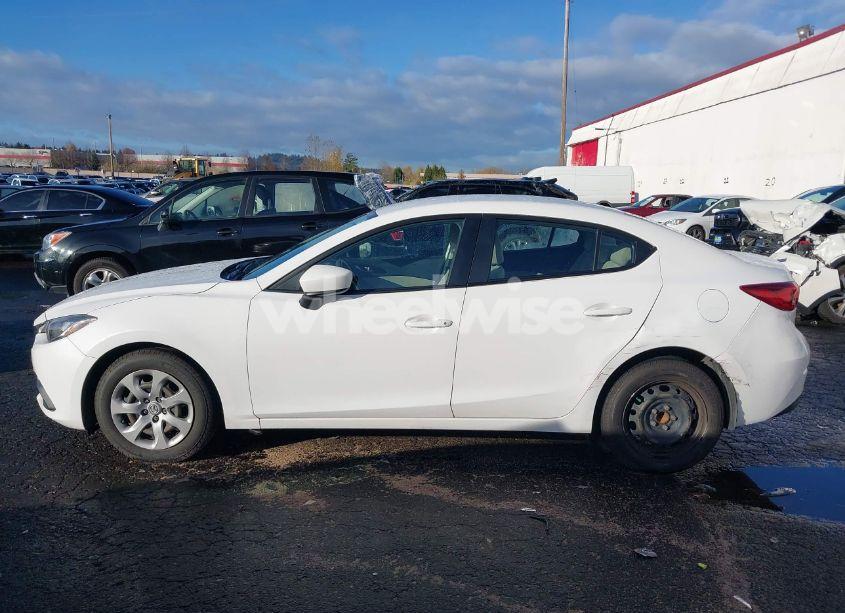 Photo 14 of 2014 Mazda Mazda3 (VIN JM1BM1U71E1119851)