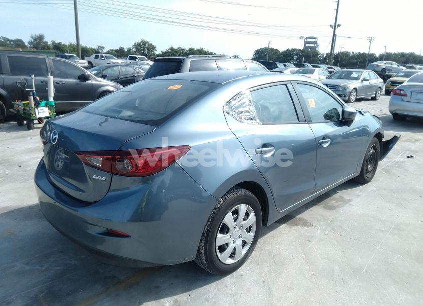 Photo 4 of 2014 Mazda Mazda3 I SPORT (VIN JM1BM1U71E1145446)