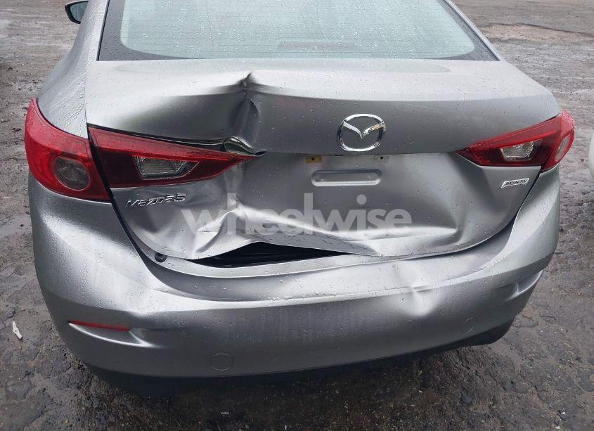 Photo 6 of 2016 Mazda Mazda3 (VIN JM1BM1U71G1301889)