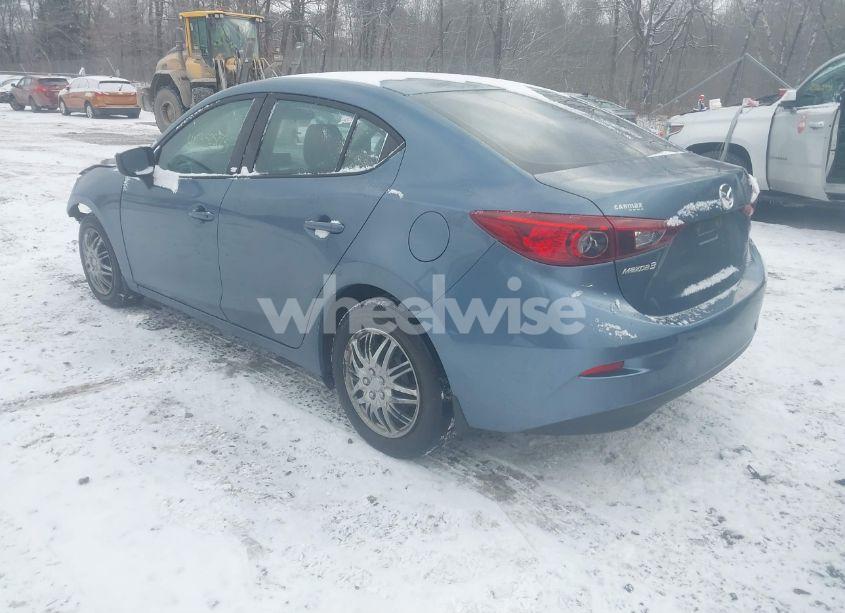 Photo 3 of 2014 Mazda Mazda3 I SPORT (VIN JM1BM1U72E1141907)