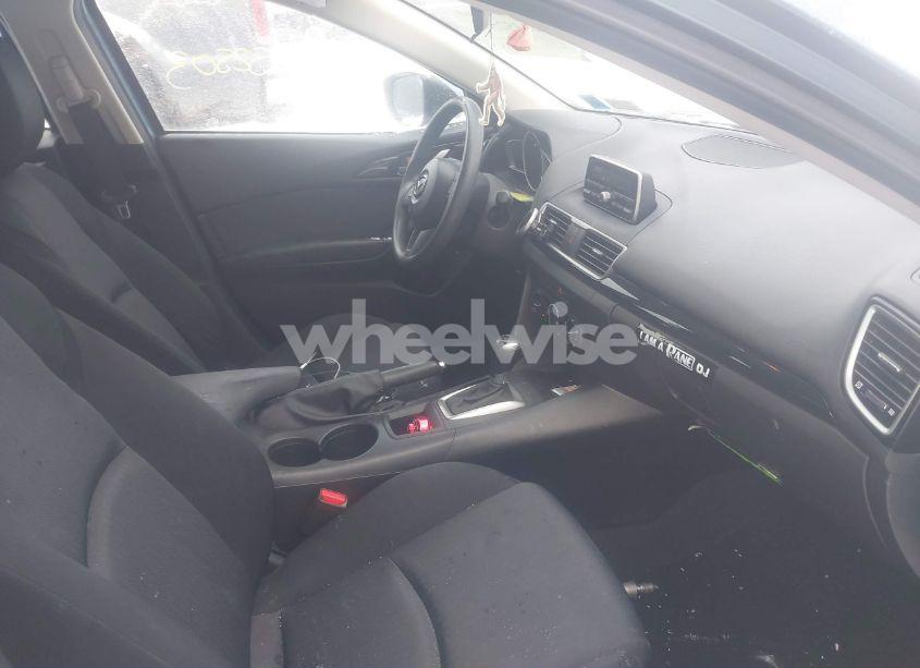 Photo 5 of 2014 Mazda Mazda3 I SPORT (VIN JM1BM1U72E1141907)