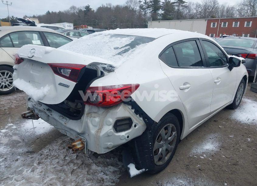 Photo 4 of 2014 Mazda Mazda3 I SPORT (VIN JM1BM1U73E1176911)