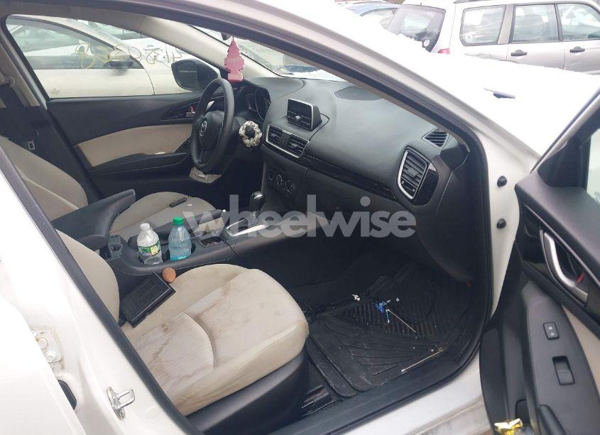 Photo 5 of 2014 Mazda Mazda3 I SPORT (VIN JM1BM1U73E1176911)