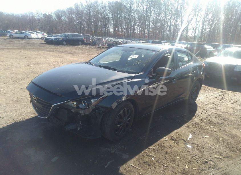 Photo 2 of 2014 Mazda Mazda3 I SPORT (VIN JM1BM1U73E1186502)