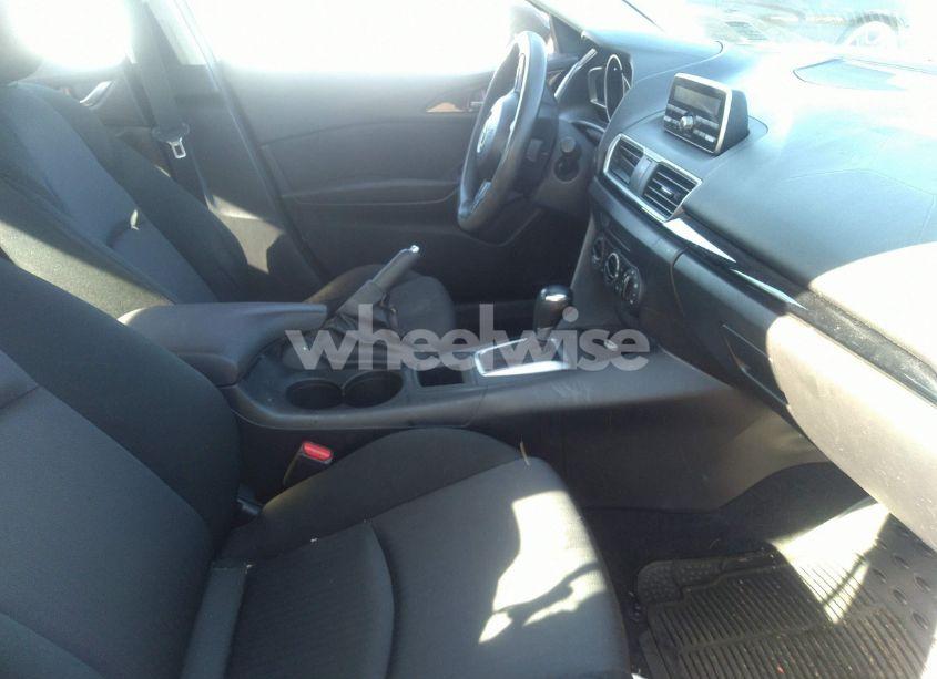 Photo 5 of 2014 Mazda Mazda3 I SPORT (VIN JM1BM1U73E1186502)