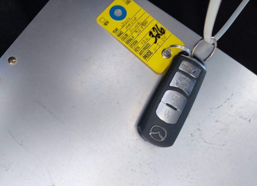 Photo 11 of 2016 Mazda Mazda3 I SPORT (VIN JM1BM1U73G1324980)