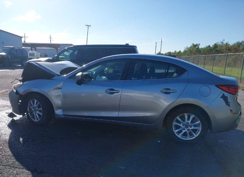 Photo 14 of 2016 Mazda Mazda3 I SPORT (VIN JM1BM1U73G1324980)