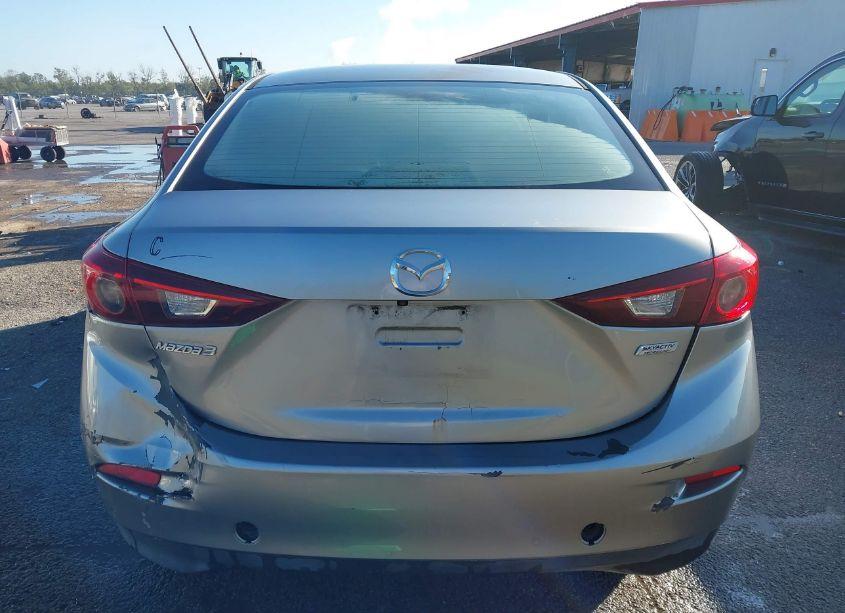 Photo 16 of 2016 Mazda Mazda3 I SPORT (VIN JM1BM1U73G1324980)