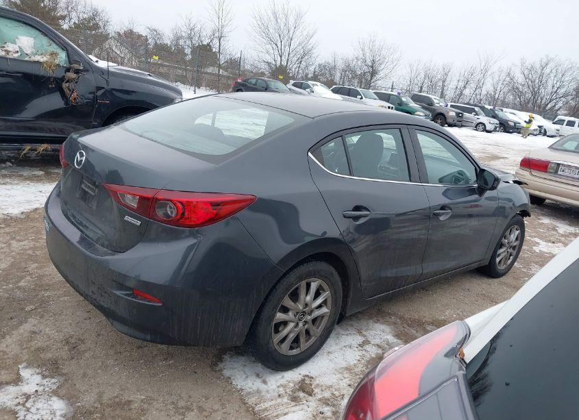 Photo 13 of 2016 Mazda Mazda3 I SPORT (VIN JM1BM1U73G1343660)