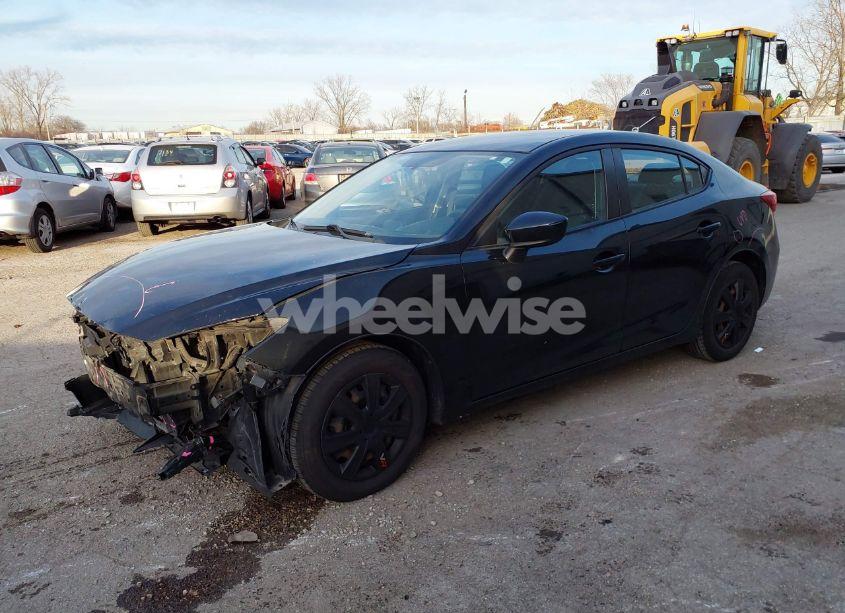 Photo 2 of 2014 Mazda Mazda3 I SPORT (VIN JM1BM1U74E1121142)