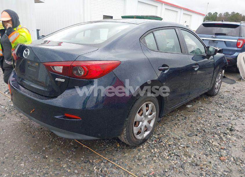 Photo 4 of 2014 Mazda Mazda3 I SPORT (VIN JM1BM1U74E1160152)