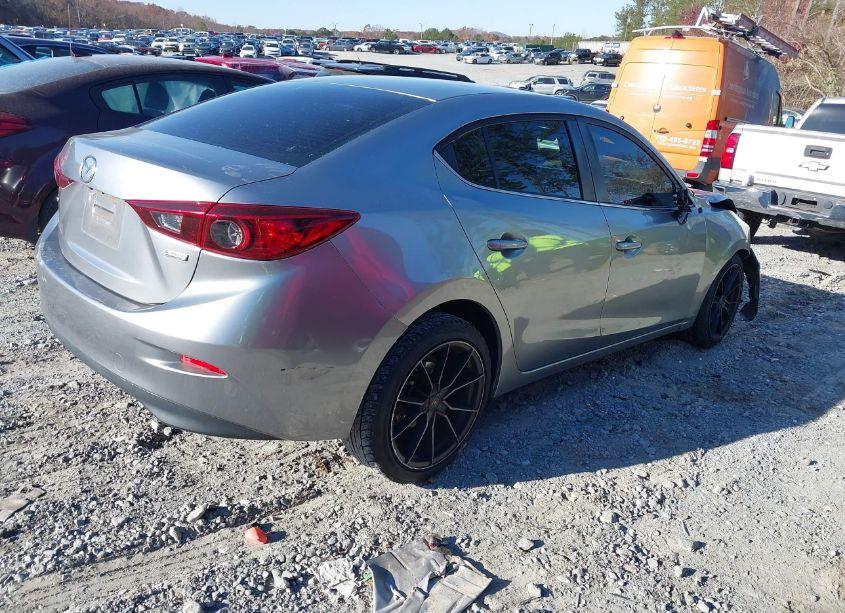 Photo 4 of 2016 Mazda Mazda3 I SPORT (VIN JM1BM1U74G1305404)