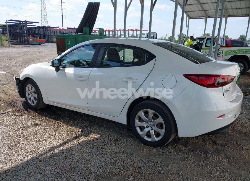 Photo 14 of 2014 Mazda Mazda3 I SPORT (VIN JM1BM1U75E1175758)